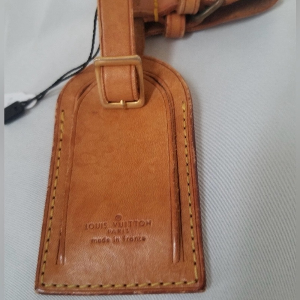 Authentic Louis Vuitton Tan Leather Name Tag and Poignant Set